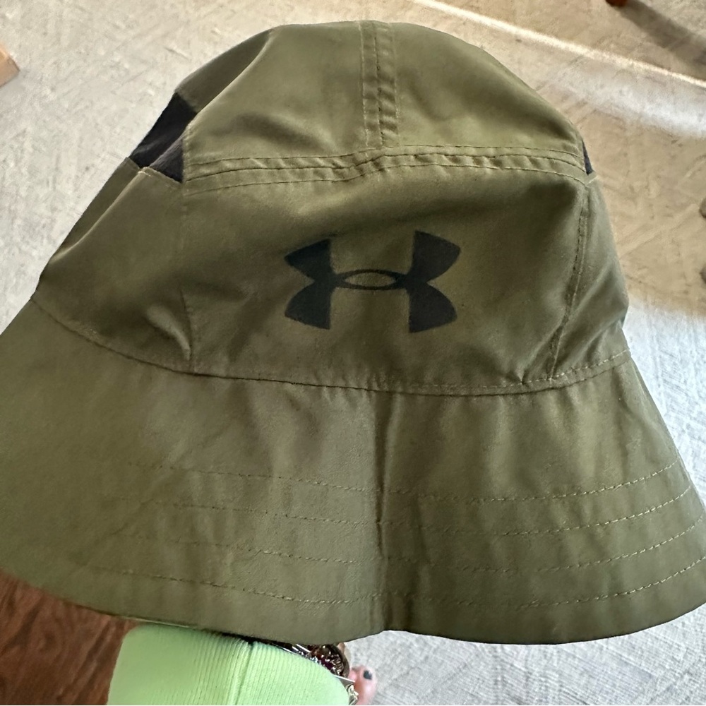Under Armour Warrior 2.0 Reversible Bucket Hat - olive green/bright green-black - Picture 2 of 4